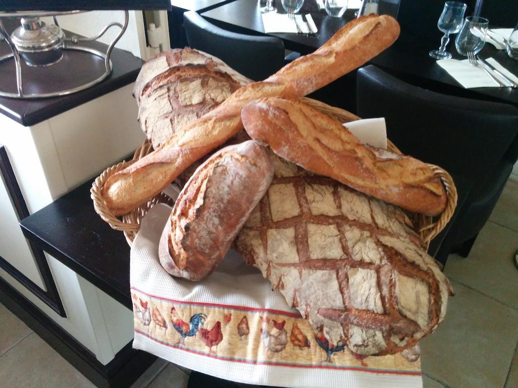 La Flèche Relais Henri IV Bed & Breakfast エクステリア 写真